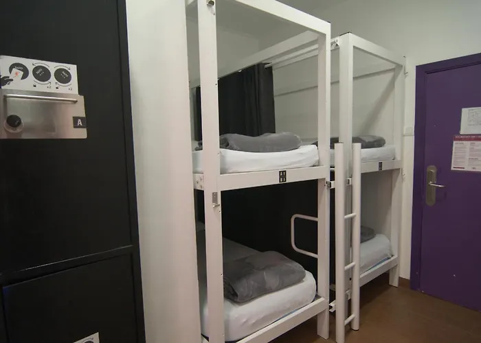 Kabul Party Hostel Barcellona